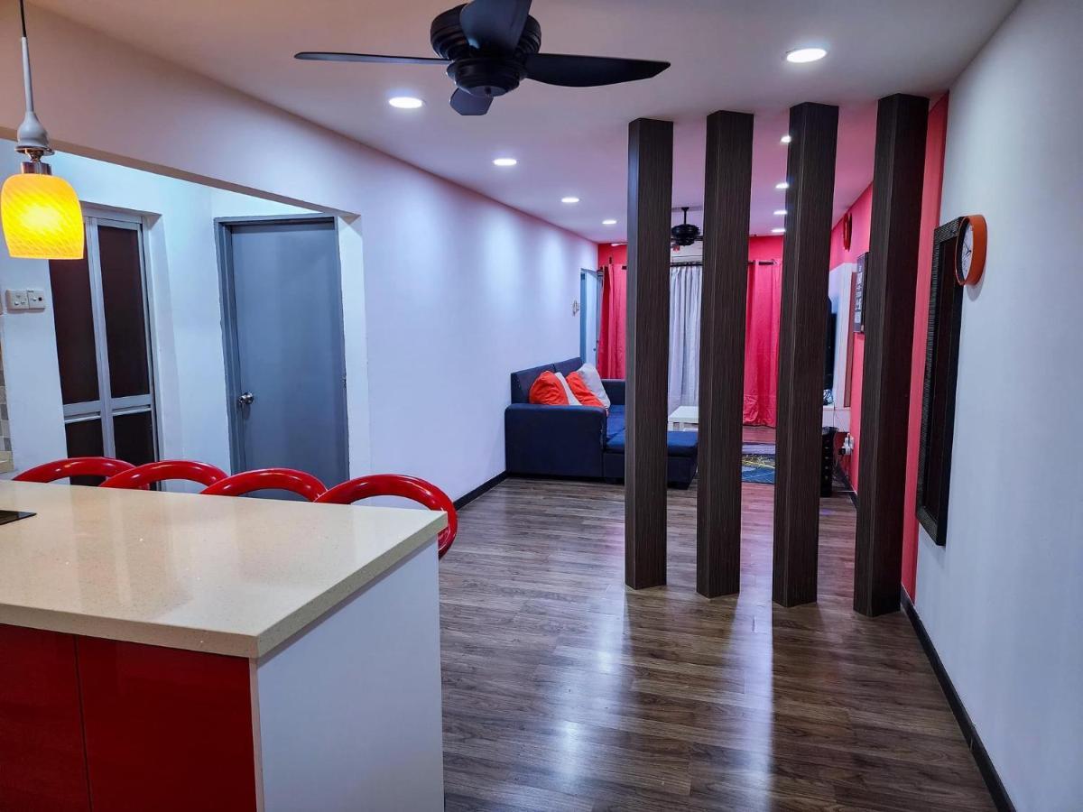 3 Bedrooms With Pool Hanan Ketumbar Heights